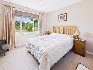 Bedroom- click for photo gallery